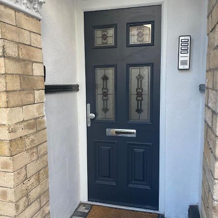 Stylish Pontcanna Flat Near City Centre Кардифф Экстерьер фото