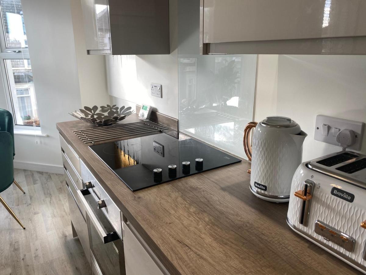 Stylish Pontcanna Flat Near City Centre Кардифф Экстерьер фото